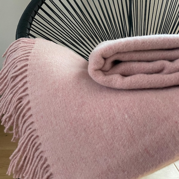 Merino Wolldecke | Woll-Tagesdecke | Warmer Überwurf | Rosa Sofa Überwurf