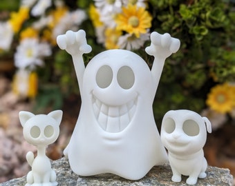 Cute Halloween Smiling Ghost and/or friendly pets, Ghost Cat, Ghost Dog, Resin Décor, Gothic Home Decor, Halloween Decor