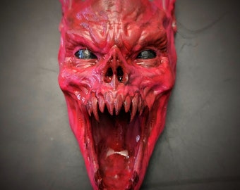 Vampire Head Fridge Magnet - Halloween Decor - Gothic Decor - Demon Head - Man Bat Spooky Creepy Scary - Gray Resin