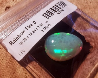 Cabochon Pierre Précieuse Opale de feu Naturelle 9.10 carats Australie Authentique Certifié IGI Rare Collection de Bijoux