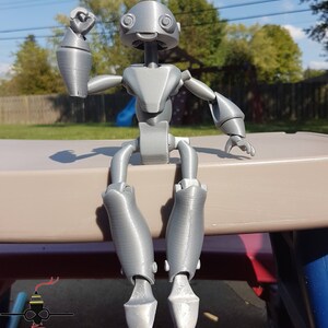 3D Printed Articulated Robot BeQui: Posable Desk Buddy & Phone Stand image 5