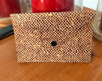 Small cork pouch, vegetable leather