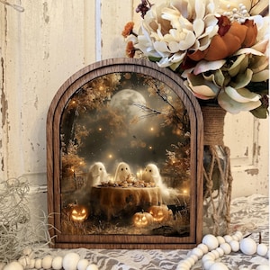 Mini placa rústica de Halloween com arco de fantasma emoldurado em madeira, decoração assustadora de outono, arte de mesa em bandeja de vários níveis estilo fazenda.