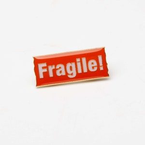 Fragile Enamel Pin_Brosche_Anstecker a charming look : image 1
