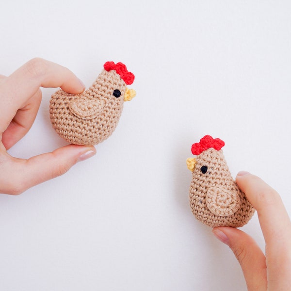 Petite poule au crochet - Mini Chicken Peluche Doll - Kawai - amigurumi - Porte-clés -vendue à l'unité