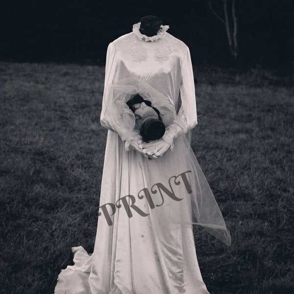 Photography print "Headless Bride" Horror Photography; Gothic art; Gothic decor; Dark Photography; Goth; Creepy; Spooky; Black and white