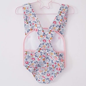 Portabebé Liberty Betsy Porcelana, correas ajustables y personalizables