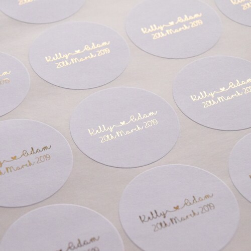 SILVER Foil Throw Me 45MM WHITE ROUND PERSONALISED WEDDING LABELS STICKERS 