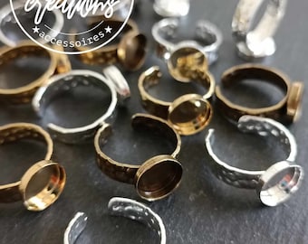 Support bague avec cuvette ronde de ø10x2mm en laiton avec différents modèles et finition au choix - Sur commande / nouveau stock