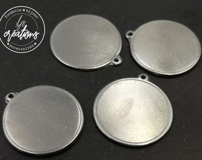 Medal to be engraved in raw tinplate with circle - ø30mm