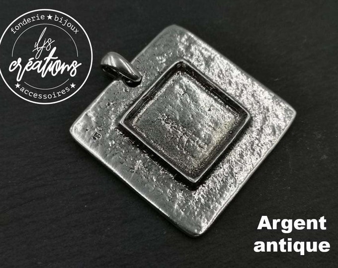 Hammered square pendant 36x36mm - white iron finish of your choice - Made in France