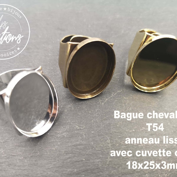 Bague chevalière carrée avec cuvette ovale 18x25x3mm - différentes finitions au choix