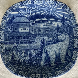 1975 Rorstrand Sweden Collector&#39;s Plate, Design Gunnar Nylund,  Collectible Limited Edition Series, Cobalt Blue Decor Swedish Motif
