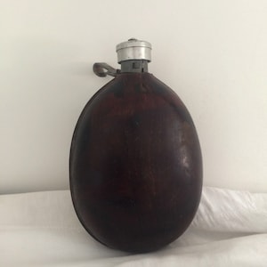Water bottle soldier flask with lining World War II Collectibles coupons
