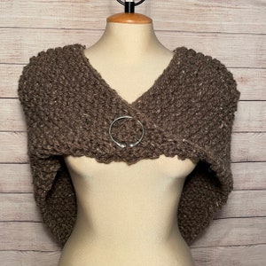 Outlander Inspired Claire's Infinity Cape with Silver Tone Penannular | Hand Knit Cape | Barley | Free Delivery  Canada&USA
