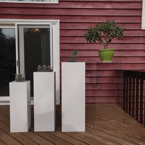 Large Acrylic Wedding Pedestals - Various sizes