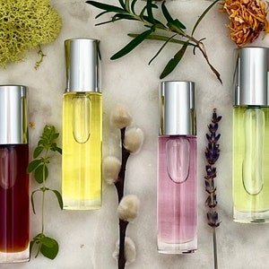 CEDARWOOD Premium Perfume Oil / Alcohol-Free / Unisex / Vegan / Cruelty-Free / Body Oil / Roll On Perfume Bottles / Uncut / Gift Bottles