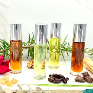 CHAMOMILE Premium Perfume Oil / Alcohol-Free / Unisex / Vegan / Cruelty-Free / Body Oil / Roll On Perfume Bottles / Uncut / Gift Bottles