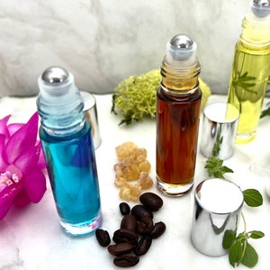 VETIVER Perfume Oil / Alcohol-Free / Vegan / Cruelty-Free / Perfume Oil Travel Bottle / An earthy, resinous, clean, dry, grassy aroma