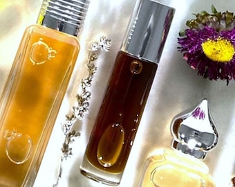 WHITE MUSK EGYPTIAN Perfume Oil / Alcohol-Free / Cruelty-Free / Roller Bottle / Unisex Gift / Perfume Travel Bottle / Parfumerie Scent Aroma