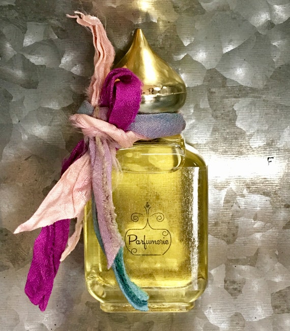 jannatul firdaus scent