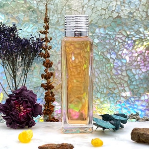 AMBER SAHARA Luxury Perfume Oil / Alcohol-Free / Cruelty-Free / Amber, Labdanum, Cedar, Frankincense resin, Benzoin, Vanilla, Oud, Balsam