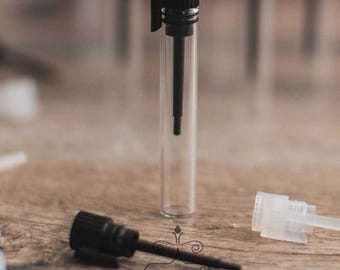 PERFUME SAMPLER VIALS Qty 50 1 ml (8x45 mm) Small Glass vial, Empty with plastic applicator plugs, lab vials, Small Fragrance Test Samplers