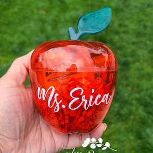 Personalized Apple Container, Teacher Appreciation, Teacher Gift, teacher, End of Year Gift, Daycare worker Gift, Personalized Teacher Gift