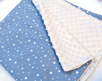 Couverture plaid bébé étoile bleu double gaze de coton et minky oekotex