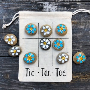 Hand Painted Flower Tic Tac Toe Set: Travel Game