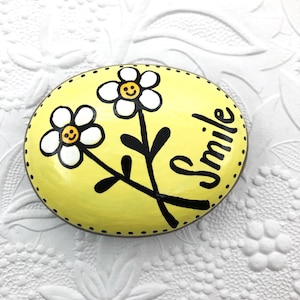 Smile Painted Rock: Smiling Daisies, Encouragement Stone