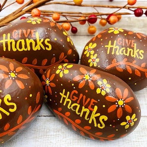 Give Thanks Painted Rock, Thanksgiving Decoration, Harvest Decoration, Thanksgiving Table, Hostess Gift, Hand-Painted Rock image 5