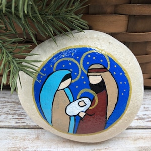 Holy Family Nativity Paperweight, Nativity Rock, Christmas Nativity Painting, Hand Painted Rock, Birth of Jesus Painted Rock, Manger Scene image 3