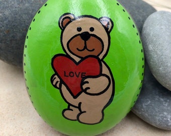 Valentine Bear with Heart Painted Rock, Valentine's Day Gift, Wedding Favor, Be My Valentine, Gift for Loved One, Hand-Painted Rocks