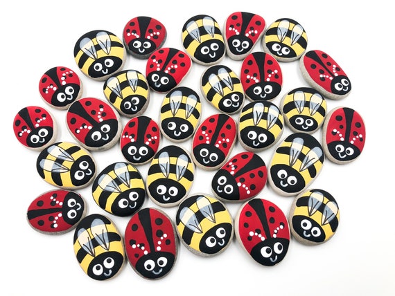Hand Painted Ladybug & Bumblebee Tic Tac Toe Game: Garden Stone