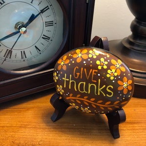 Give Thanks Painted Rock, Thanksgiving Decoration, Harvest Decoration, Thanksgiving Table, Hostess Gift, Hand-Painted Rock image 6