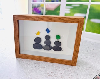Friends Pebble Art Frame, Best Friends Gift, Friendship Gift, Pebble Art Birds, Gift for Friends, Meaningful Gift, Handmade Shadow Box