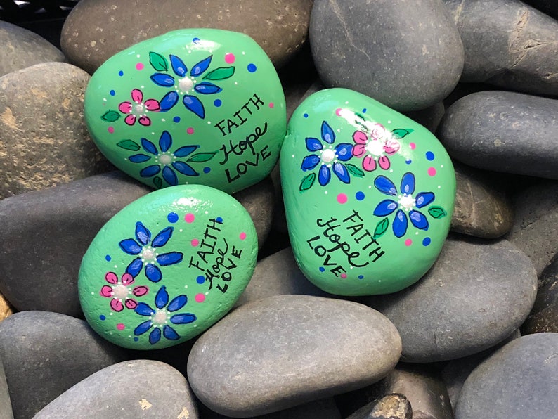 Encouragement rock, Faith Hope Love Painted Rock, Affirmation stones, Painted Daisies, Teacher gift, Christmas gift, Hand Painted Rock image 4