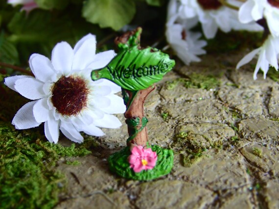 Miniature Welcome Sign With Flower Fairy Garden Terrarium Etsy