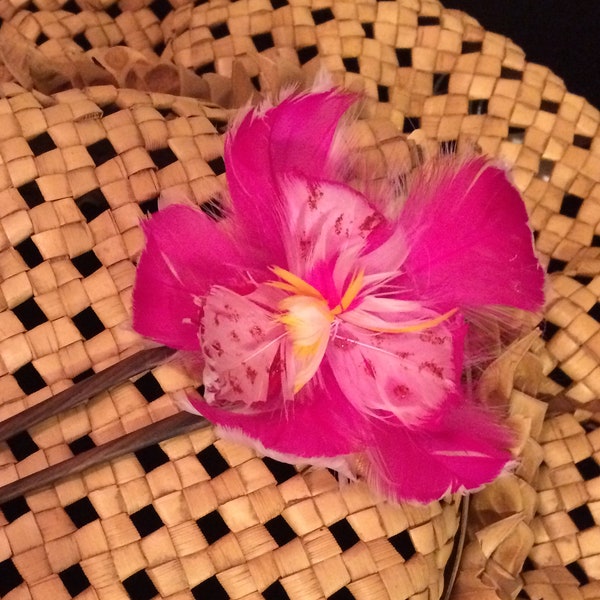 Fleur de plume rose exotique d'orchidée 2 Prong choix en bois de cheveux, orchidée rose de plume, port hawaïen, port d'Aloha, fille locale, fille de Hula, bijoux de mariage