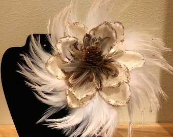 White Christmas Magnolia Feather Flower Hair Clip,Hawaiian Style Hair Piece,Christmas Flowers,Hair Trinkets,Up-Do Hair Clip,Feather Flowers