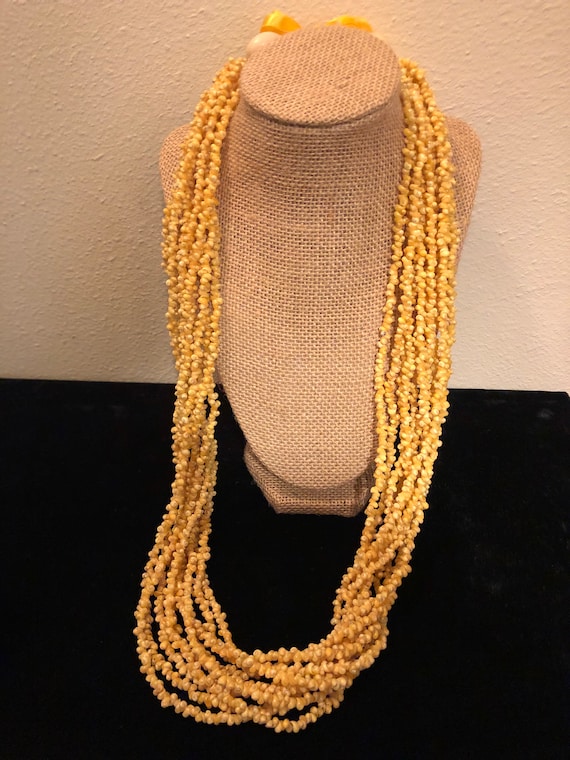 Yellow Mongo Shells,hula Implements,hawaiian Wear,aloha Wear,shell  Lei,mongo Shell Jewelry Set,made in Maui,strung Shells,fashion Wear Set 