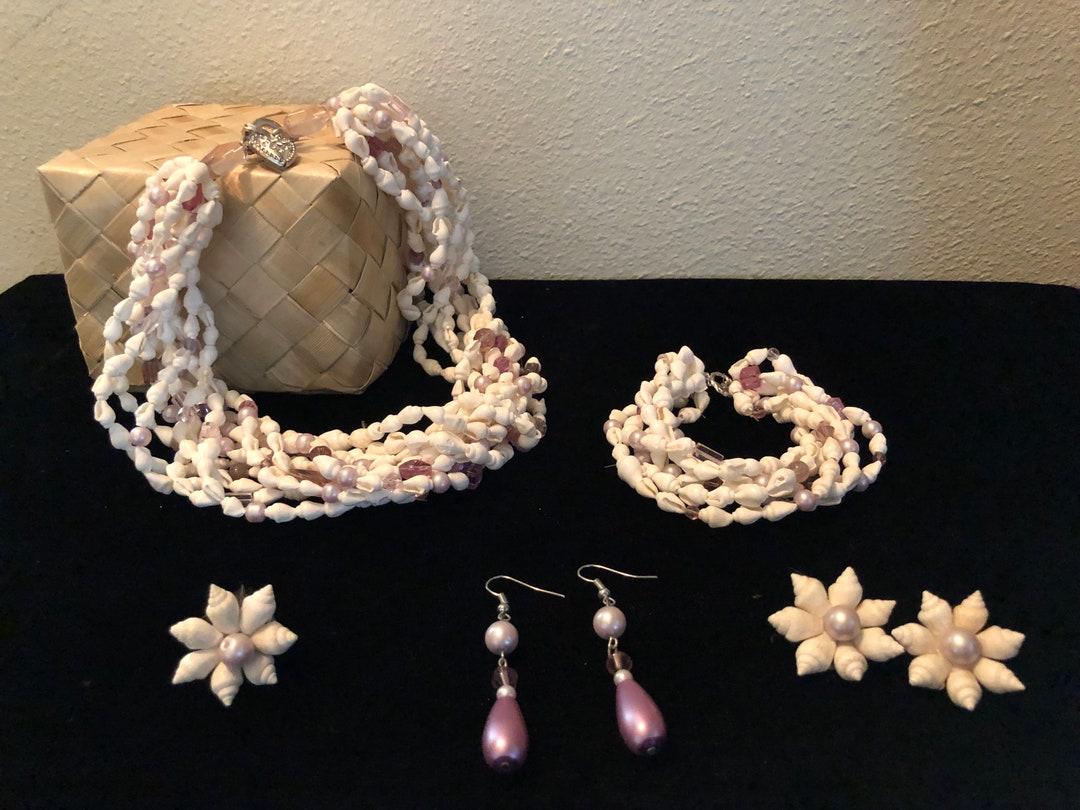 Nasa Shells White Nasa Shells W / Faux Pearls & Pink Crystal Beads Jewelry Set New ...