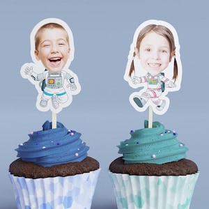 Cartoon Astronaut Cupcake Toppers - Custom Birthday Party Cupcake Toppers, Party Decoration, Donut Cake Muffin Topper