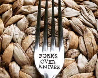 FORKS OVER KNIVES - Personalised Custom Hand Stamped Fork Funny Hilarious Pun Gag Vegan Vegetarian Foodie Plant Based Unique Gift