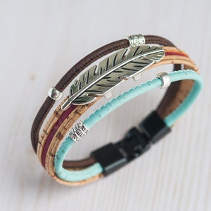 Unisex feather bracelet, vegan gifts ideas, men bracelet handmade, gift for friends birthday, fashion jewelry for men, cork bracelet