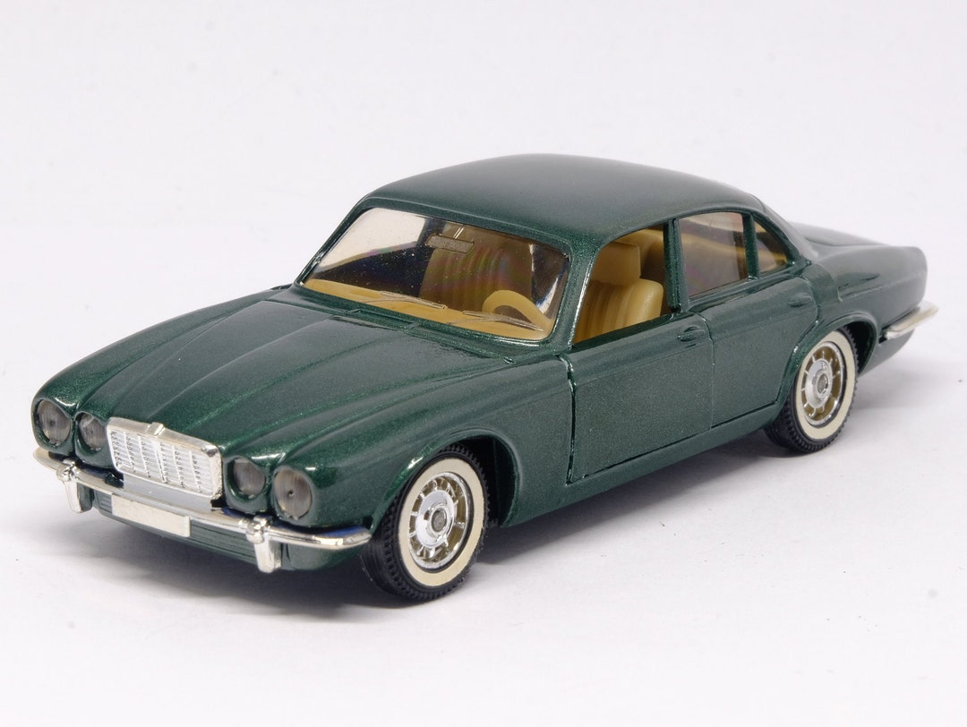 Voiture Jaguar Solido pas cher - Meilleures ofes sur le neuf