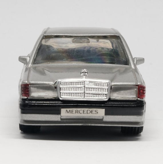 MERCEDES BENZ - 190E 2.3 16v | W201 - BOXED - Corgi Classics