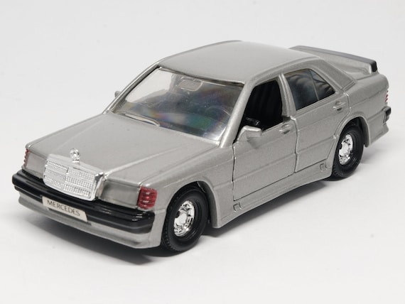 MERCEDES BENZ - 190E 2.3 16v | W201 - BOXED - Corgi Classics