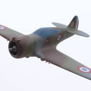 Massief houten vliegtuigmodel handgemaakt en geschilderd Curtiss H 75 A Ech 1/48 Slag om Frankrijk mei-juni 1940 afbeelding 2